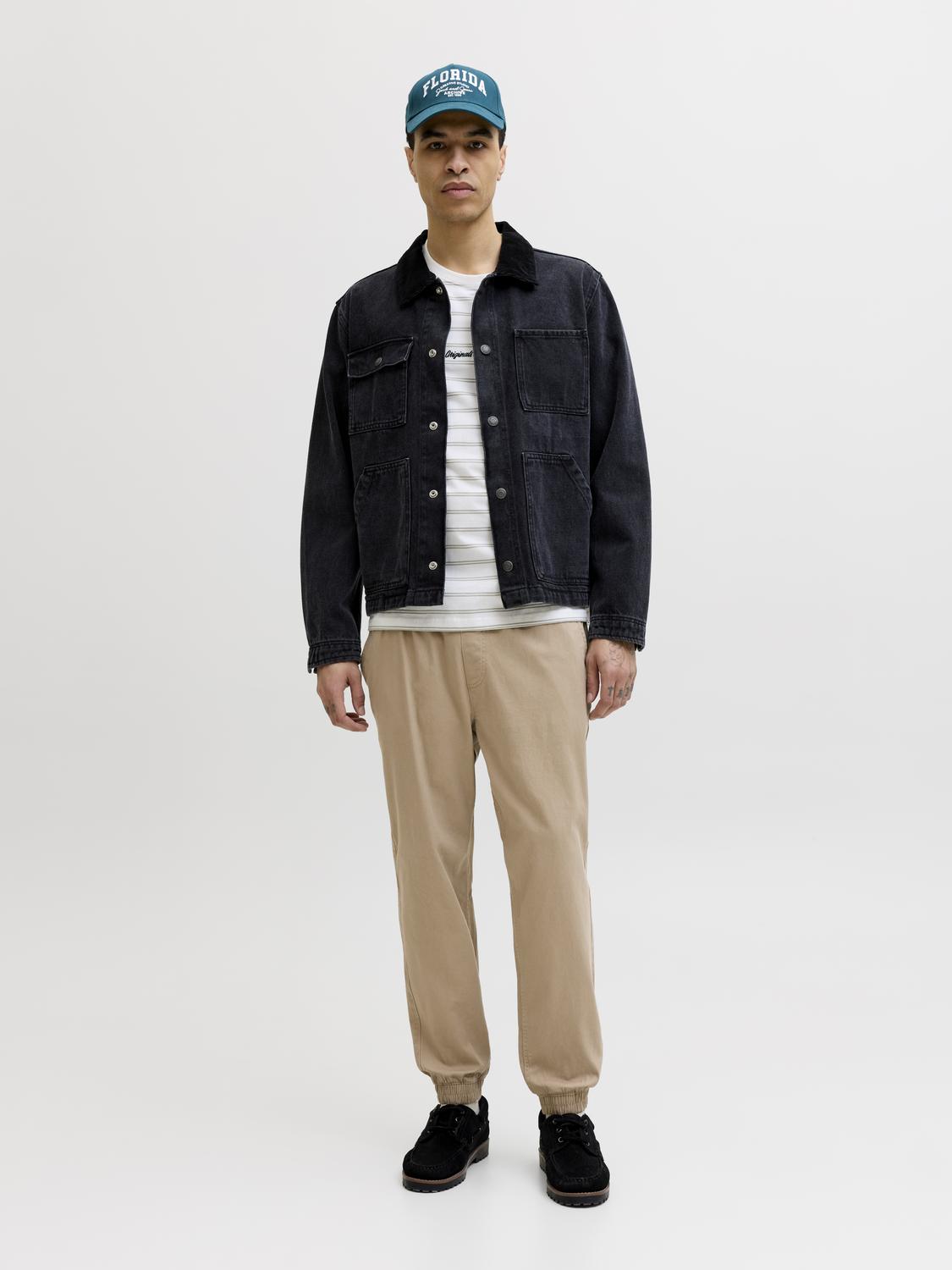 model_shot-front_full